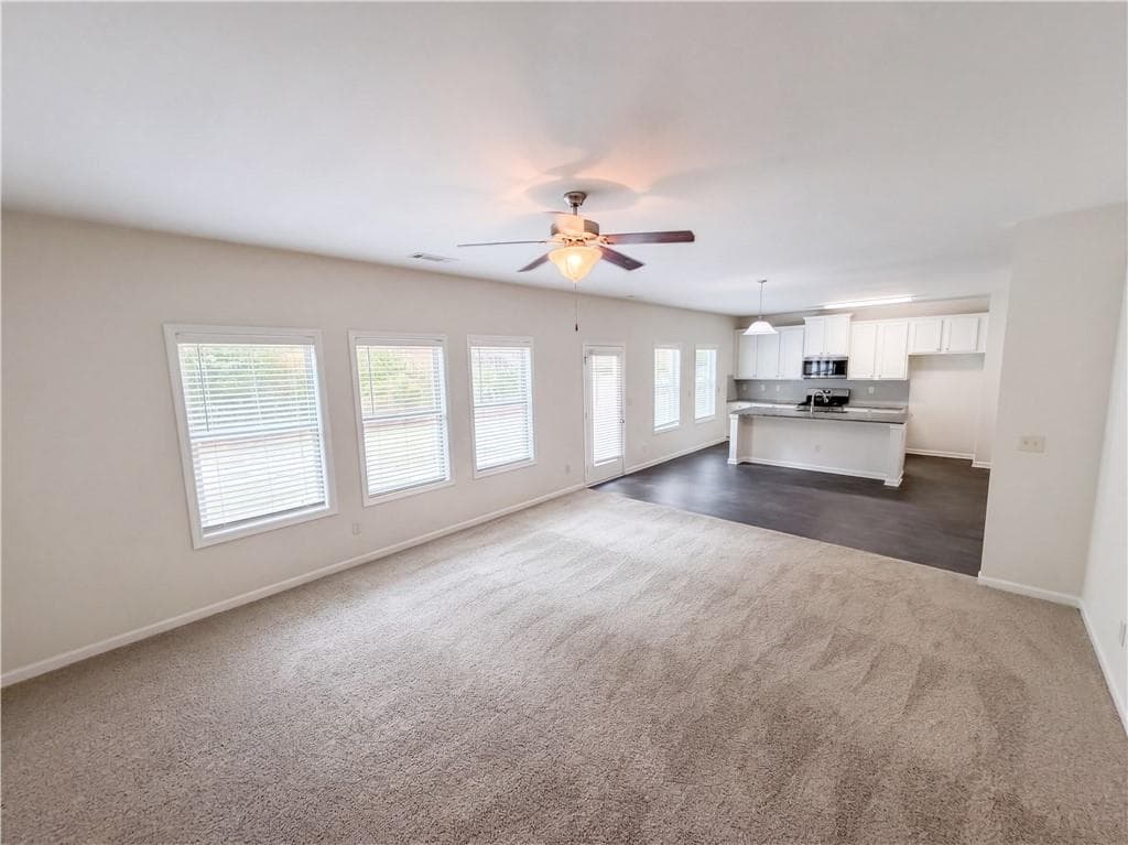4 bedroom, 3 bathroom, 2,159 sq ft single family residence for sale at 821 Walnut Woods Drive, Braselton, GA 30517 — photo 3