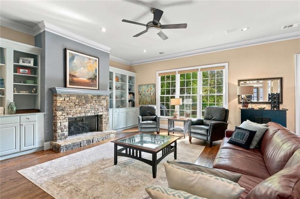 4 bedroom, 4 bathroom, 3,024 sq ft single family residence for sale at 510 Wembley Circle, Sandy Springs, GA 30328 — photo 9
