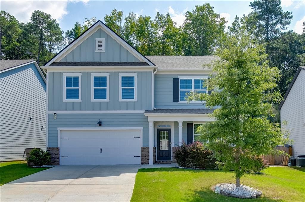 5 bedroom, 3 bathroom, 2,788 sq ft single family residence for sale at 6078 Trumpet Flower Avenue, Flowery Branch, GA 30542