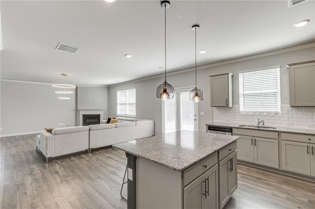 5 bedroom, 3 bathroom, 2,788 sq ft single family residence for sale at 6078 Trumpet Flower Avenue, Flowery Branch, GA 30542 — photo 10