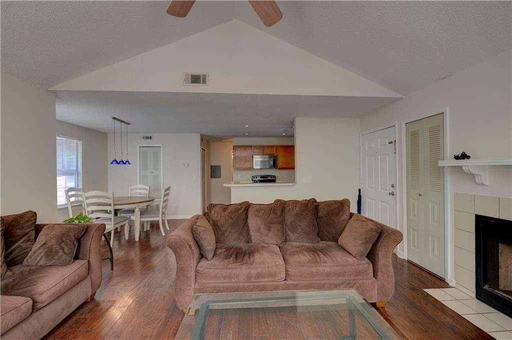 2 bedroom, 2 bathroom, 880 sq ft condominium for sale at 1315 Red Deer Way # 255, Johns Creek, GA 30022 — photo 10