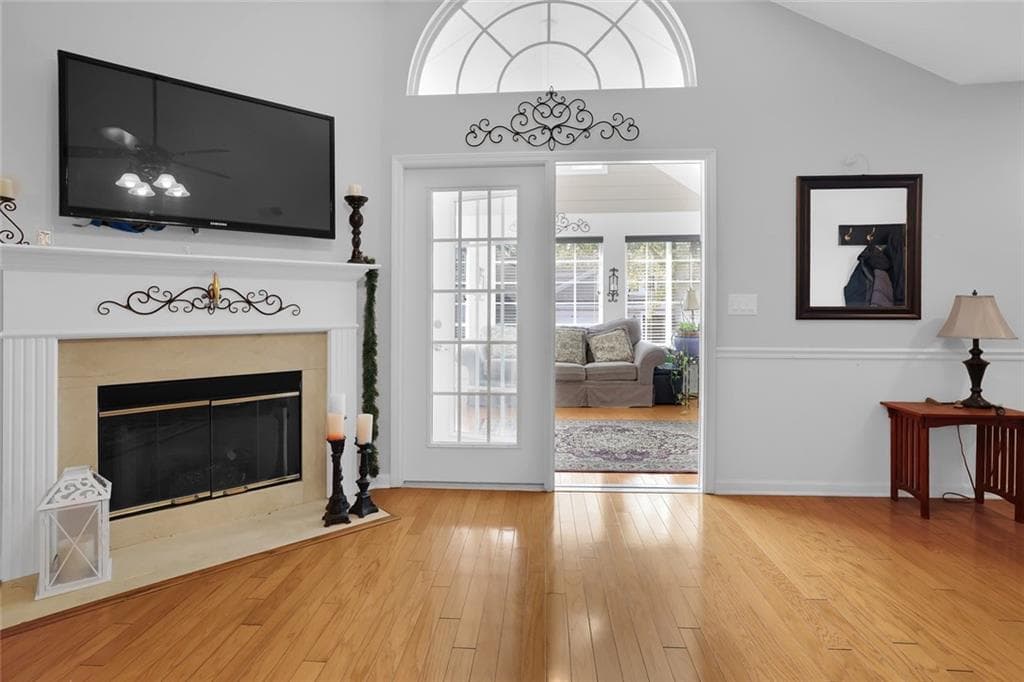 2 bedroom, 2 bathroom, 1,546 sq ft condominium for sale at 6112 Menlow Court, Cumming, GA 30041 — photo 5