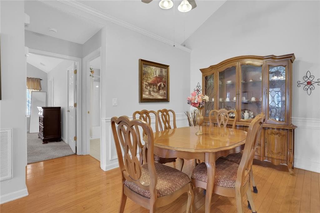 2 bedroom, 2 bathroom, 1,546 sq ft condominium for sale at 6112 Menlow Court, Cumming, GA 30041 — photo 8