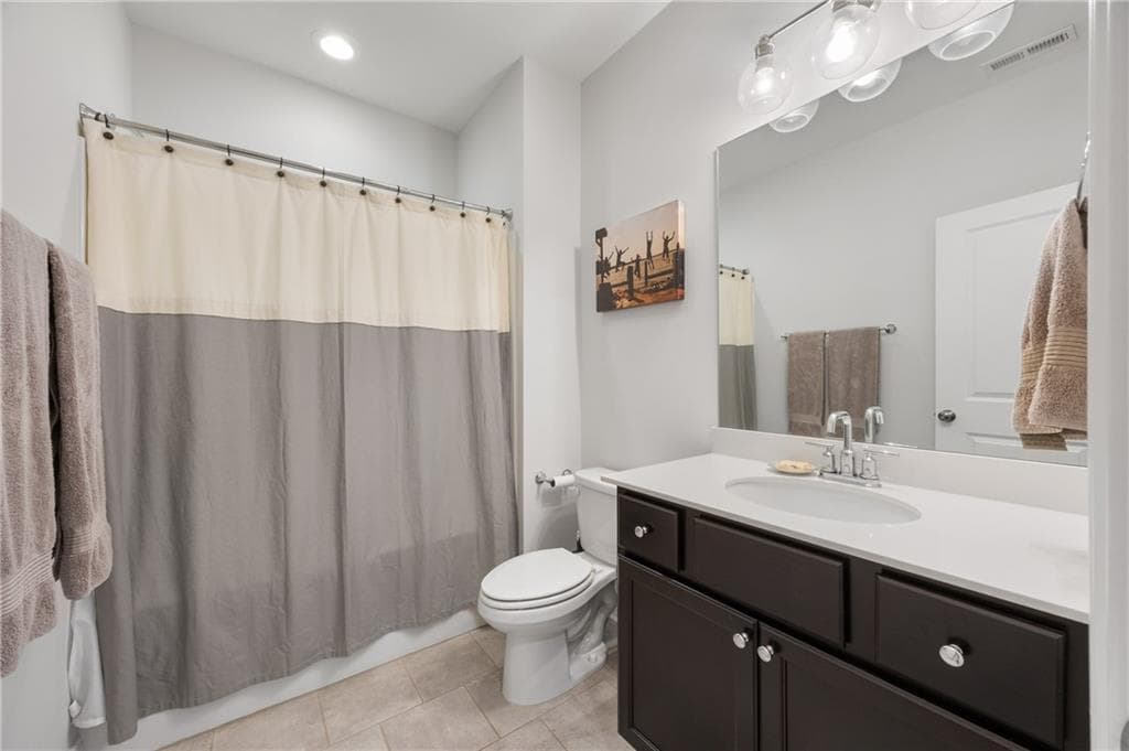 3 bedroom, 4 bathroom, 2,424 sq ft single family residence for sale at 2345 Merrilee Lane, Atlanta, GA 30317 — photo 7