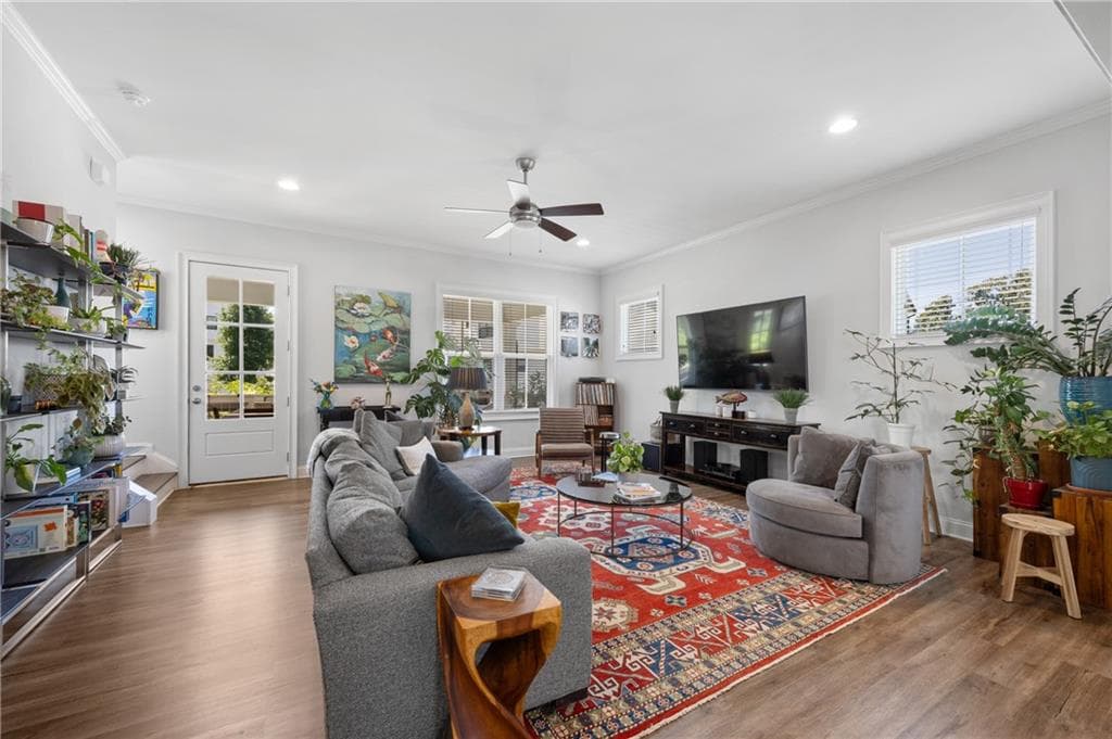 3 bedroom, 4 bathroom, 2,424 sq ft single family residence for sale at 2345 Merrilee Lane, Atlanta, GA 30317 — photo 10