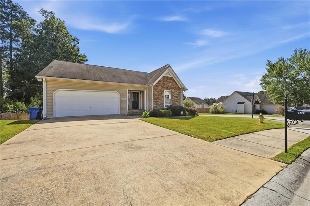 5 bedroom, 3 bathroom, 1,248 sq ft single family residence under contract at 207 Providence Drive, Dallas, GA 30157 — photo 2
