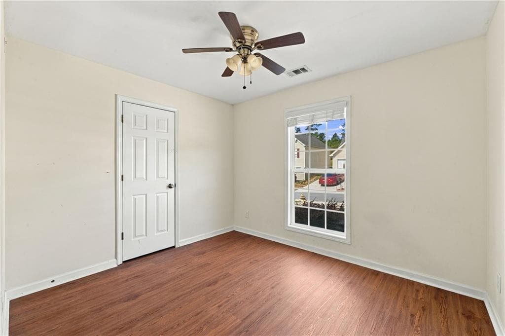 5 bedroom, 3 bathroom, 1,248 sq ft single family residence under contract at 207 Providence Drive, Dallas, GA 30157 — photo 5
