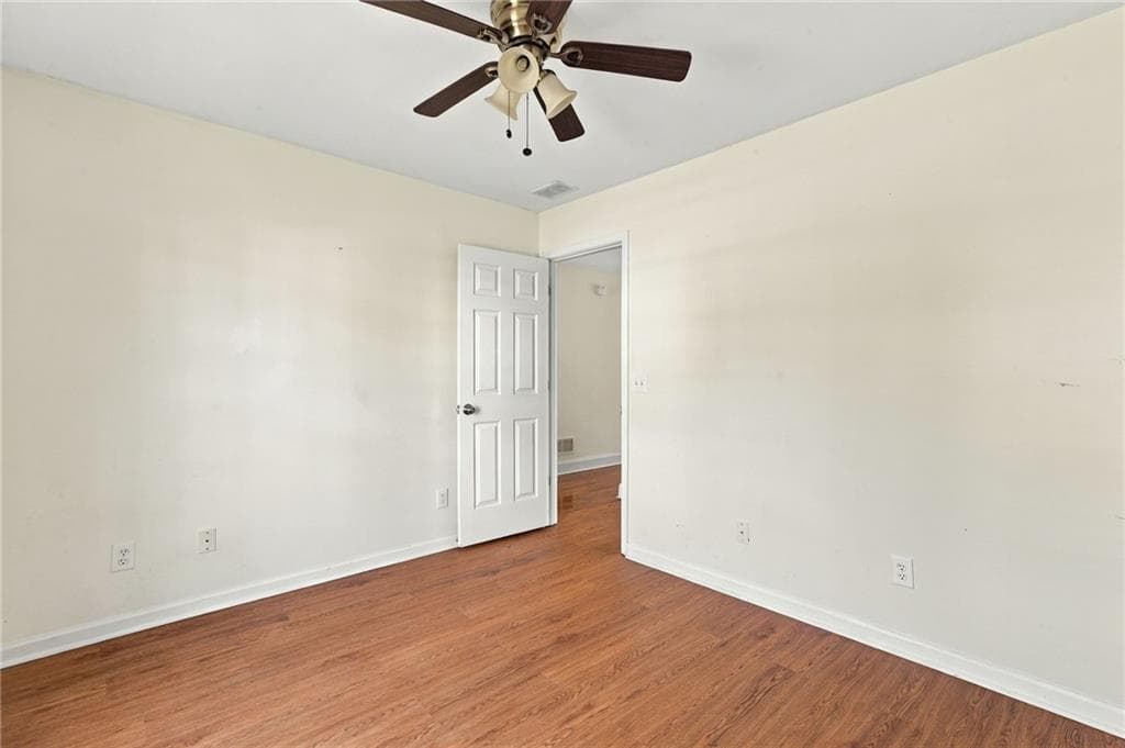 5 bedroom, 3 bathroom, 1,248 sq ft single family residence under contract at 207 Providence Drive, Dallas, GA 30157 — photo 6