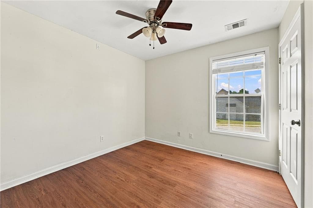 5 bedroom, 3 bathroom, 1,248 sq ft single family residence under contract at 207 Providence Drive, Dallas, GA 30157 — photo 8
