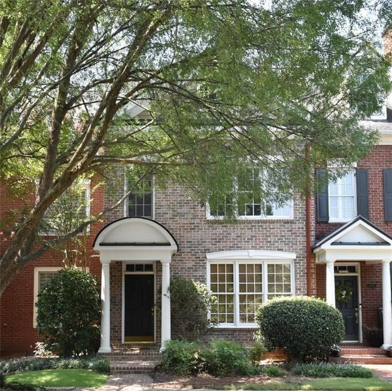 3 bedroom, 3 bathroom, 2,120 sq ft townhouse for sale at 4772 Ivy Ridge Drive, Atlanta, GA 30339