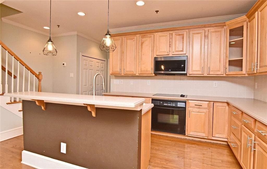 3 bedroom, 3 bathroom, 2,120 sq ft townhouse for sale at 4772 Ivy Ridge Drive, Atlanta, GA 30339 — photo 4