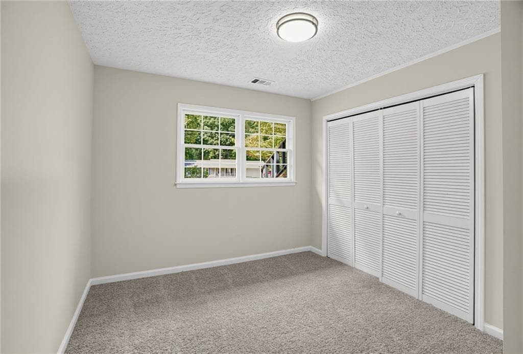 4 bedroom, 3 bathroom, 2,104 sq ft single family residence for sale at 130 Kay Circle, Covington, GA 30014 — photo 9