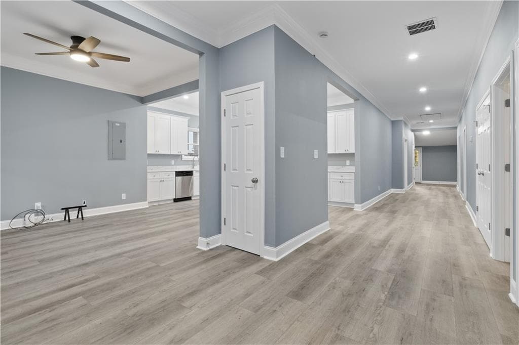 4 bedroom, 3 bathroom, 2,054 sq ft single family residence for rent at 325 Holderness Street, Atlanta, GA 30310 for $2,995 a month — photo 3