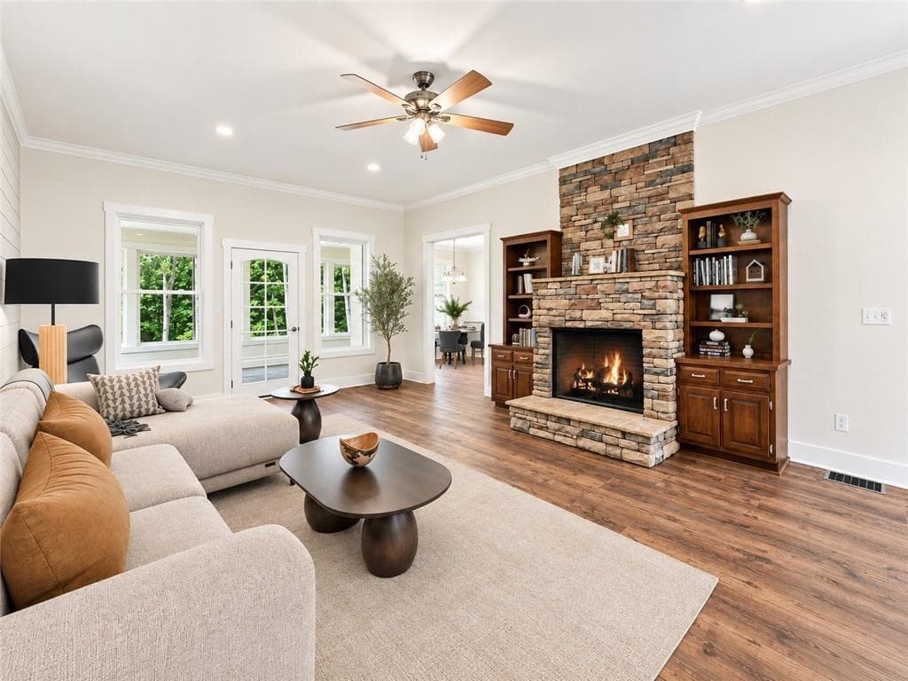 4 bedroom, 3 bathroom, 6,018 sq ft single family residence for sale at 569 Byrd Mountain Lane, Canton, GA 30114 — photo 3