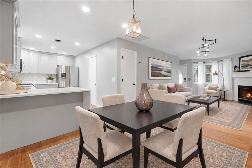 2 bedroom, 2 bathroom, 1,476 sq ft single family residence for sale at 1001 Hillsborough Chase, Kennesaw, GA 30144 — photo 8