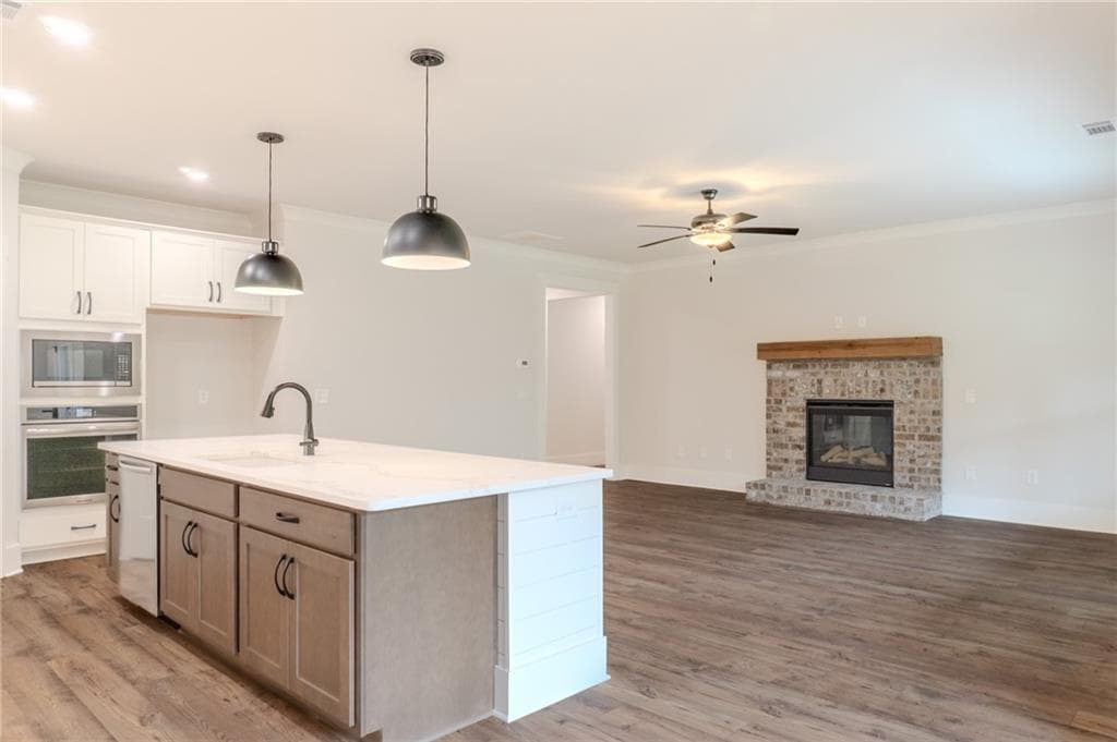 4 bedroom, 3 bathroom, 2,109 sq ft single family residence for sale at 417 Weslyn Drive, Social Circle, GA 30025 — photo 8