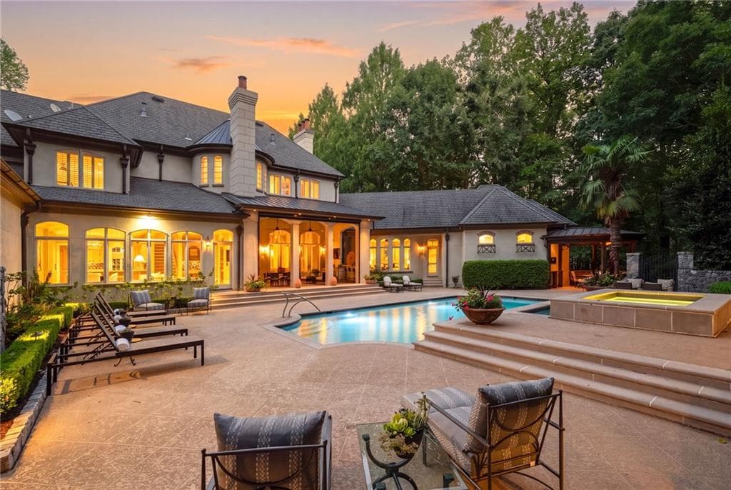 6 bedroom, 7 bathroom, 9,625 sq ft single family residence for sale at 5530 Claire Rose Lane, Sandy Springs, GA 30327 — photo 3