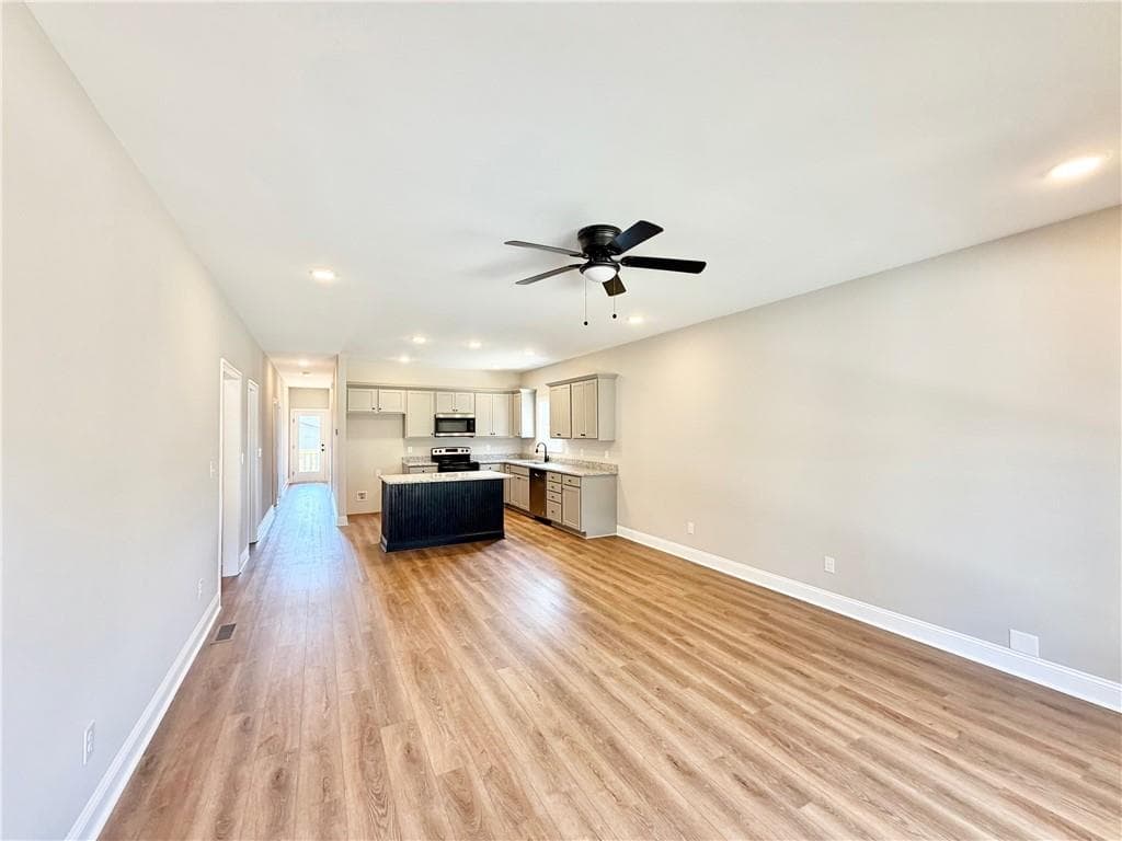 3 bedroom, 2 bathroom, 1,300 sq ft single family residence under contract at 55 Gaston Westbrook Avenue, Emerson, GA 30137 — photo 7
