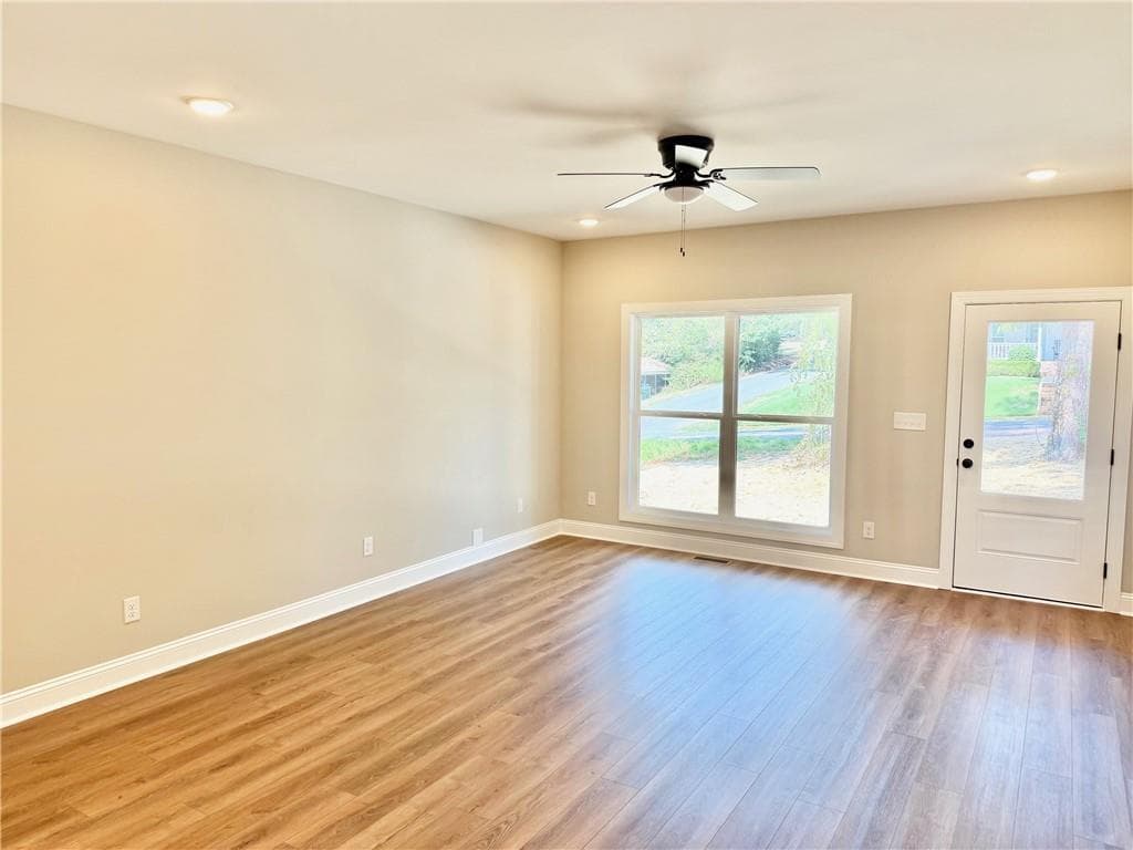 3 bedroom, 2 bathroom, 1,300 sq ft single family residence under contract at 55 Gaston Westbrook Avenue, Emerson, GA 30137 — photo 8