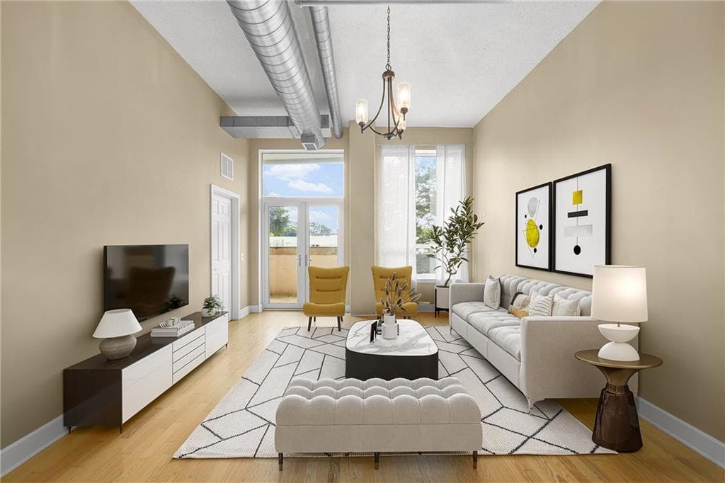 1 bedroom, 1 bathroom, 964 sq ft condominium for sale at 3820 Roswell Road 205, Atlanta, GA 30342 — photo 1 of 27