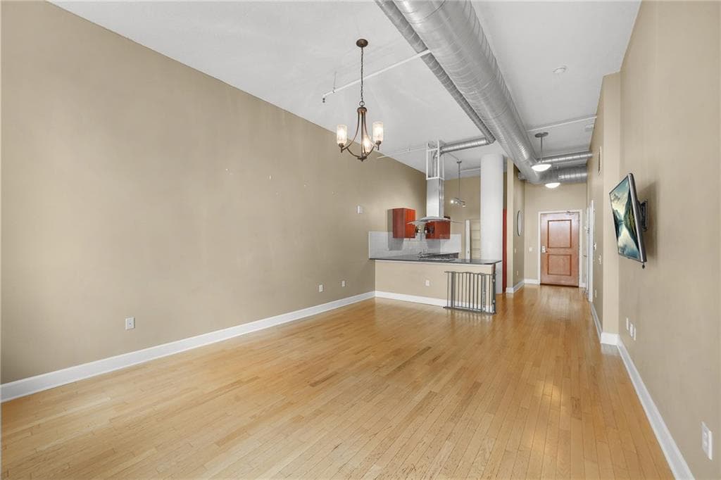 1 bedroom, 1 bathroom, 964 sq ft condominium for sale at 3820 Roswell Road 205, Atlanta, GA 30342 — photo 9