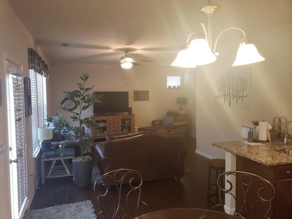 4 bedroom, 3 bathroom, 2,150 sq ft single family residence for rent at 323 Hardy Ives Lane US, Lawrenceville, GA 30045 for $2,300 a month — photo 4