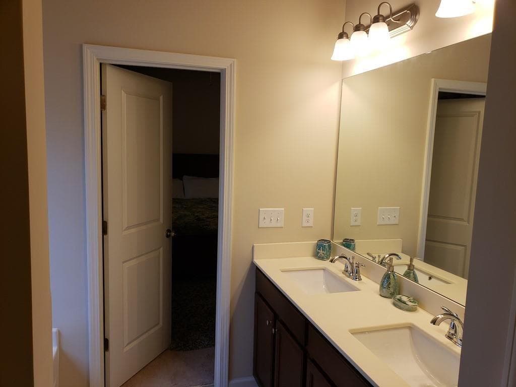 4 bedroom, 3 bathroom, 2,150 sq ft single family residence for rent at 323 Hardy Ives Lane US, Lawrenceville, GA 30045 for $2,300 a month — photo 8