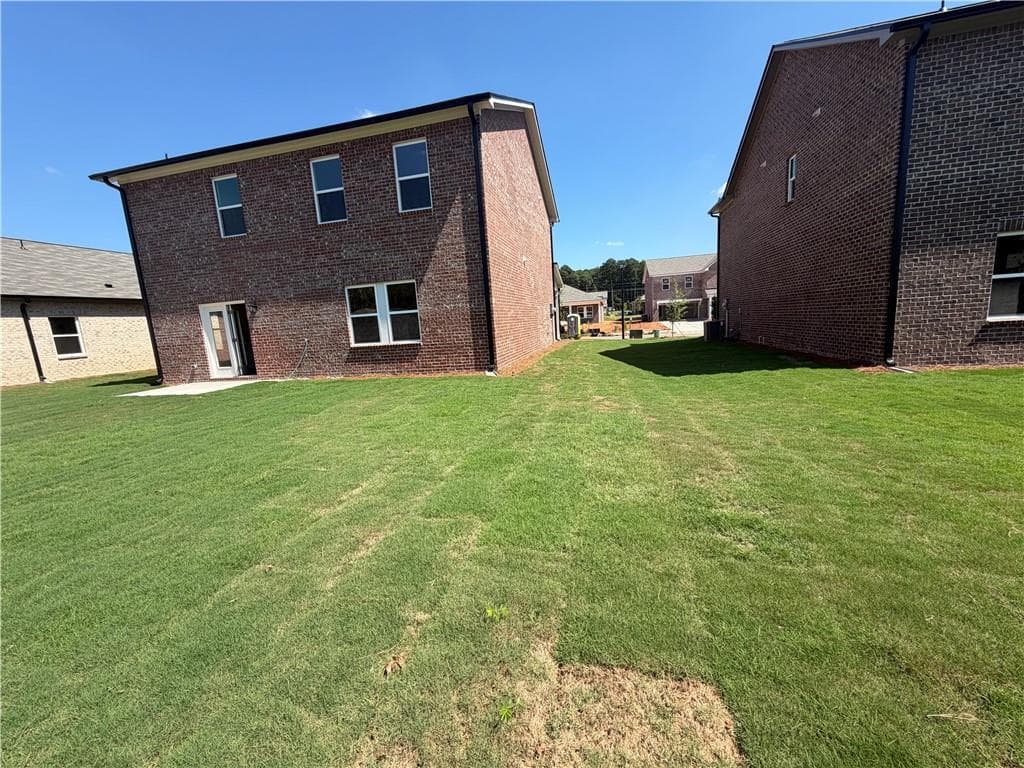 3 bedroom, 3 bathroom, 2,060 sq ft single family residence for sale at 605 Lipari Court, Mcdonough, GA 30253 — photo 7