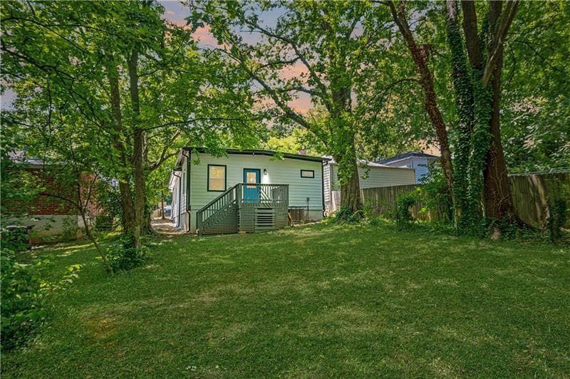3 bedroom, 2 bathroom, 1,400 sq ft single family residence for sale at 872 Beryl Street, Atlanta, GA 30310 — photo 8