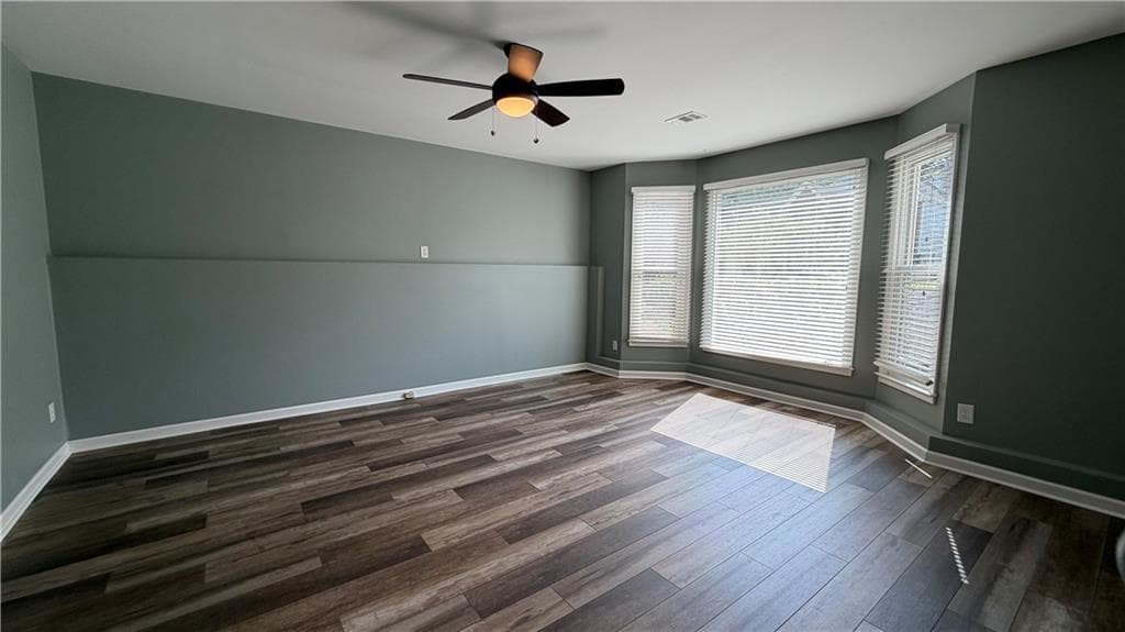 5 bedroom, 3 bathroom, 2,843 sq ft single family residence for sale at 142 Clubhouse Drive, Kennesaw, GA 30144 — photo 4