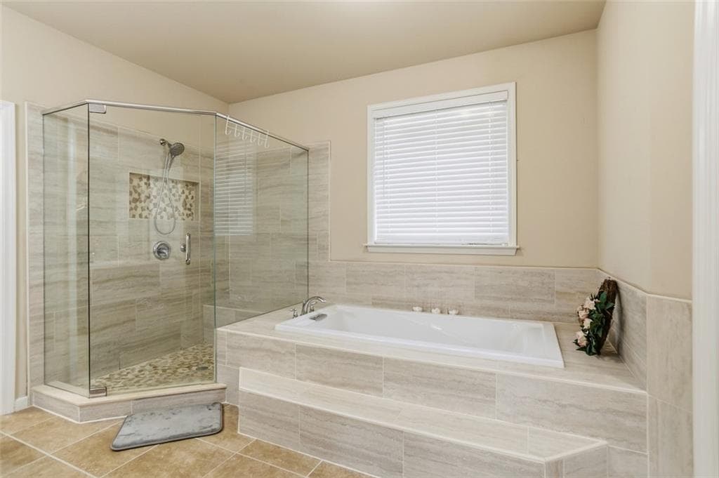 5 bedroom, 3 bathroom, 3,067 sq ft single family residence for sale at 397 Royal Sunset Drive, Dallas, GA 30157 — photo 7