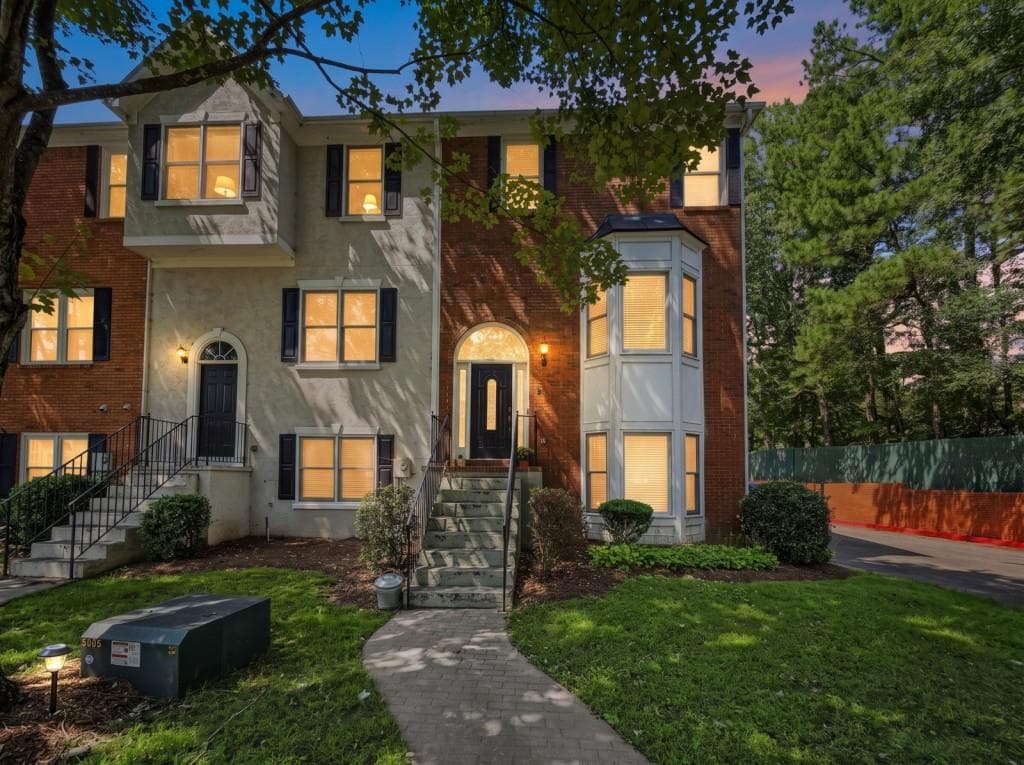 4 bedroom, 4 bathroom, 2,144 sq ft townhouse for sale at 260 Manning Road 63, Marietta, GA 30064 — photo 2
