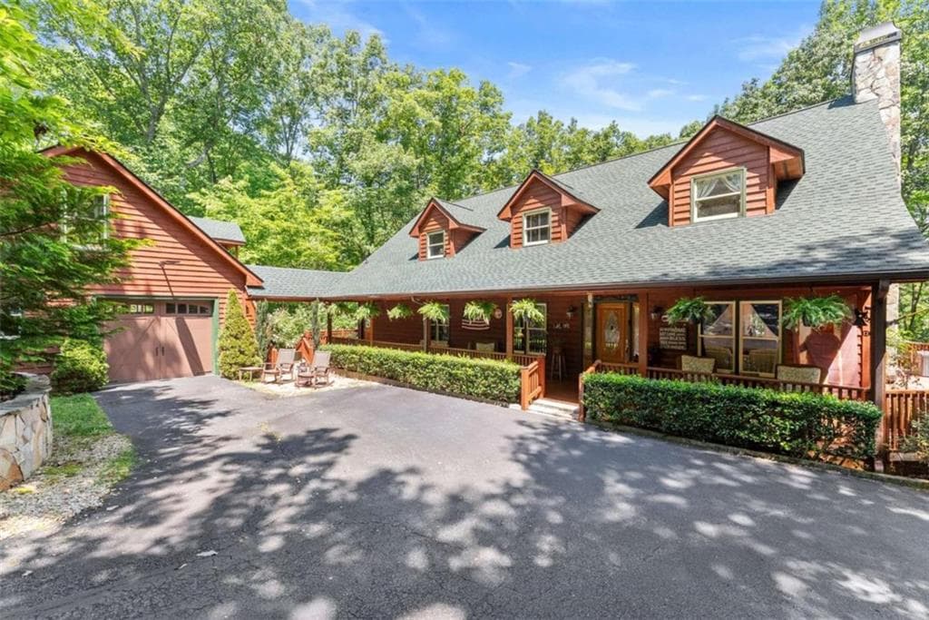 3 bedroom, 2 bathroom, 2,646 sq ft single family residence for sale at 257 Interlochen Court, Sautee Nacoochee, GA 30571 — photo 5