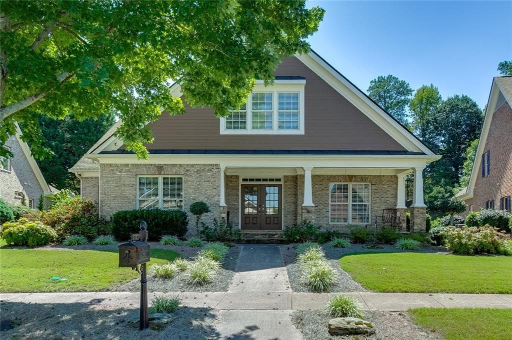 3 bedroom, 3 bathroom, 3,520 sq ft home for sale at 2727 Bearcreek Place, Buford, GA