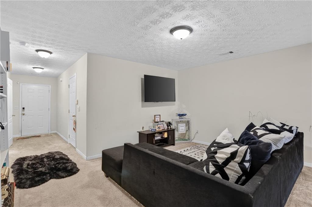 3 bedroom, 3 bathroom, 1,577 sq ft townhouse for sale at 1720 Formosa Lane, Mcdonough, GA 30253 — photo 5