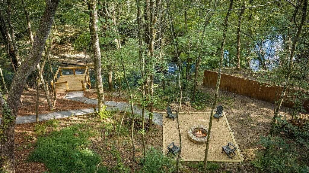 3 bedroom, 3 bathroom, 2,188 sq ft single family residence for sale at 66 Woodland Trail, Epworth, GA 30541 — photo 7