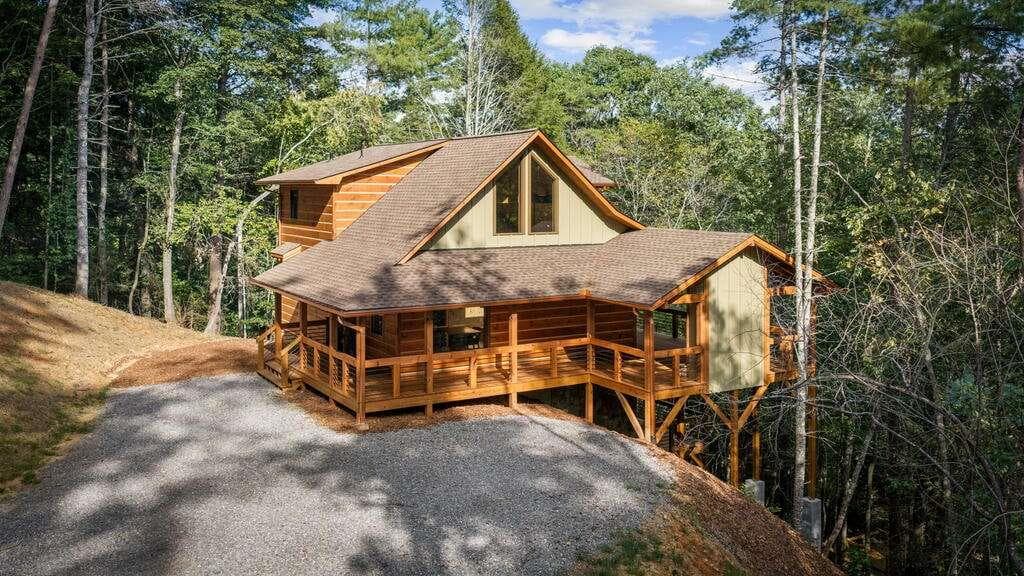 3 bedroom, 3 bathroom, 2,188 sq ft single family residence for sale at 66 Woodland Trail, Epworth, GA 30541 — photo 10