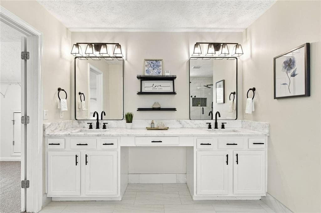 5 bedroom, 3 bathroom, 2,946 sq ft single family residence for sale at 703 Country Grove Lane, Auburn, GA 30011 — photo 5