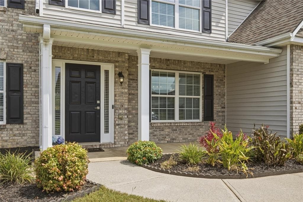 5 bedroom, 3 bathroom, 2,946 sq ft single family residence for sale at 703 Country Grove Lane, Auburn, GA 30011 — photo 6