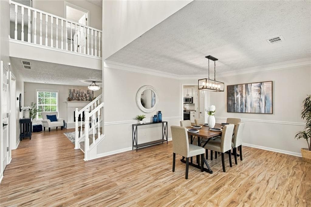 5 bedroom, 3 bathroom, 2,946 sq ft single family residence for sale at 703 Country Grove Lane, Auburn, GA 30011 — photo 8