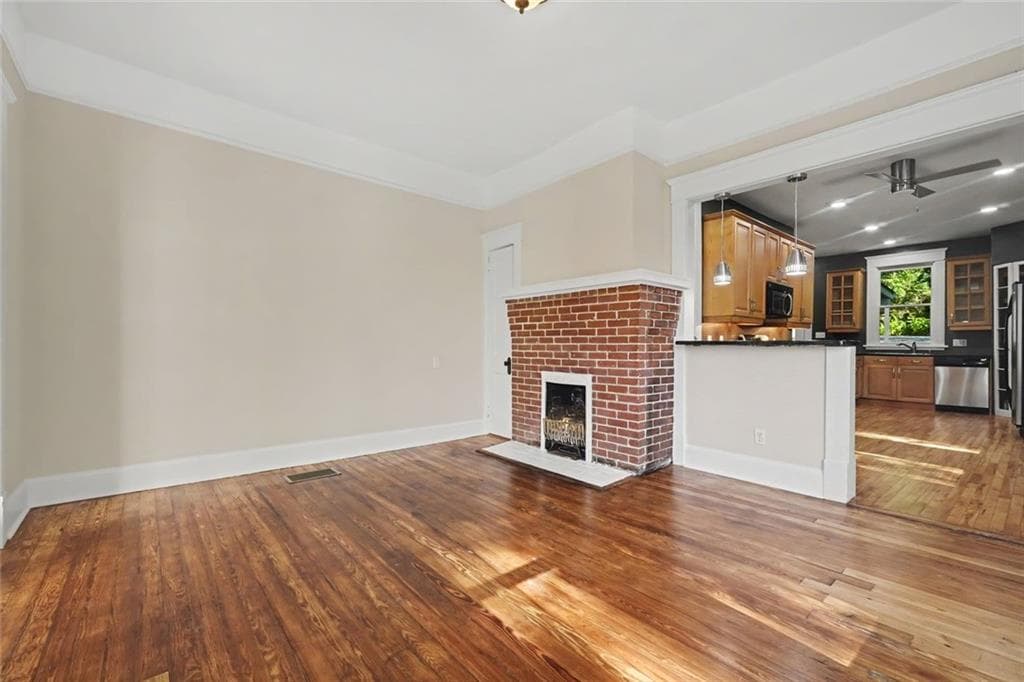 3 bedroom, 2 bathroom, 1,936 sq ft single family residence for rent at 954 United Avenue, Atlanta, GA 30316 for $3,000 a month — photo 3