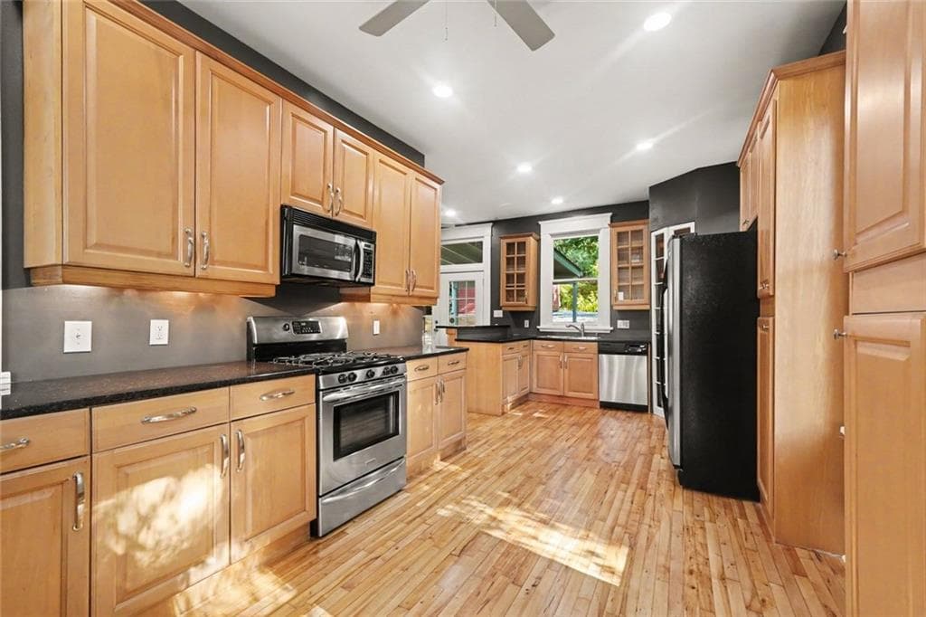 3 bedroom, 2 bathroom, 1,936 sq ft single family residence for rent at 954 United Avenue, Atlanta, GA 30316 for $3,000 a month — photo 4