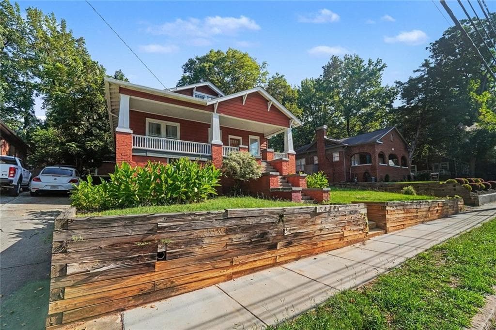 3 bedroom, 2 bathroom, 1,936 sq ft single family residence for rent at 954 United Avenue, Atlanta, GA 30316 for $3,000 a month — photo 8