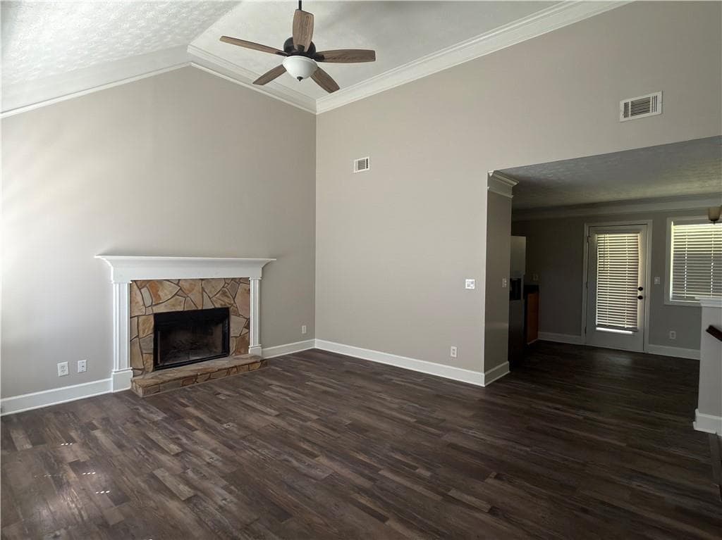 3 bedroom, 2 bathroom, 1,282 sq ft single family residence for rent at 252 Thorn Brook Circle, Bethlehem, GA 30620 for $2,200 a month — photo 2