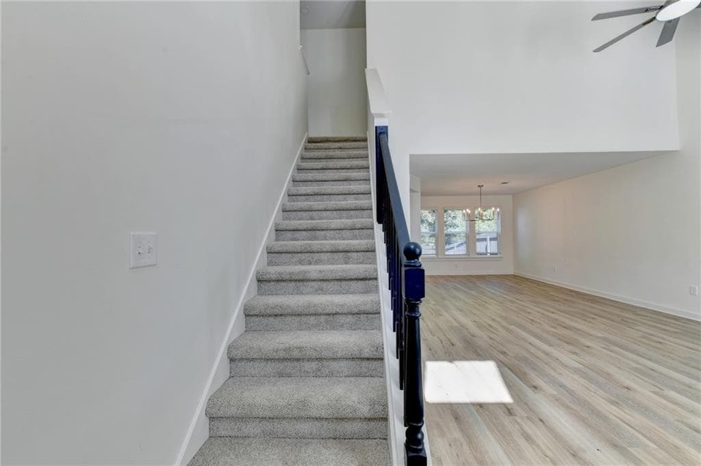 4 bedroom, 3 bathroom, 1,922 sq ft single family residence under contract at 1485 Flattail Run, Lawrenceville, GA 30043 — photo 4