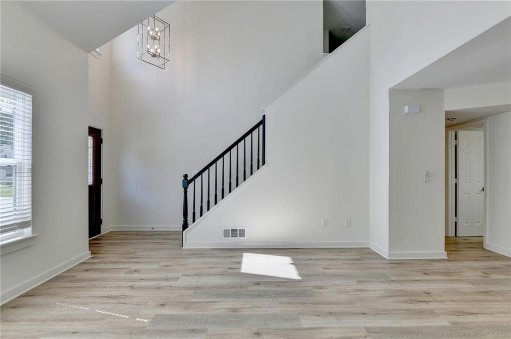 4 bedroom, 3 bathroom, 1,922 sq ft single family residence under contract at 1485 Flattail Run, Lawrenceville, GA 30043 — photo 10