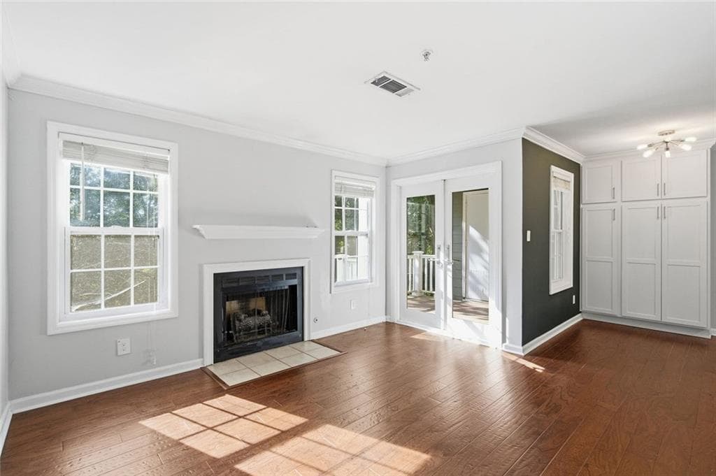 2 bedroom, 2 bathroom, 933 sq ft condominium for sale at 2068 River Heights Walk, Marietta, GA 30067 — photo 9