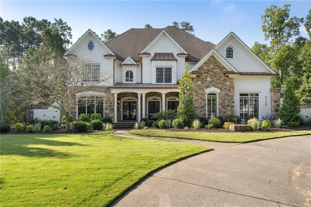 5 bedroom, 7 bathroom, 6,919 sq ft single family residence for sale at 6229 Arnall Court, Acworth, GA 30101 — photo 7