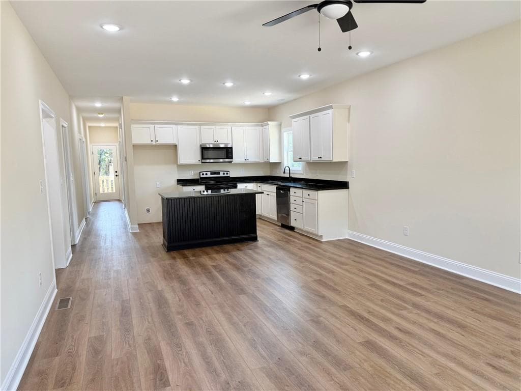 3 bedroom, 2 bathroom, 1,300 sq ft single family residence under contract at 53 Gaston Westbrook Avenue, Emerson, GA 30137 — photo 6