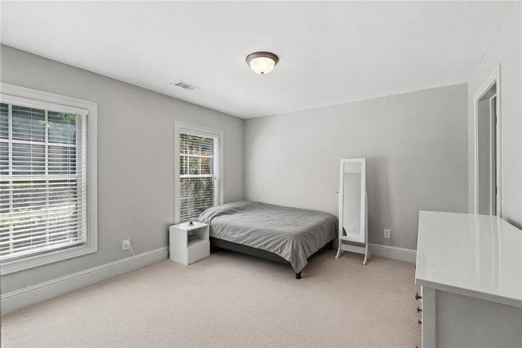 3 bedroom, 4 bathroom, 2,400 sq ft townhouse for rent at 5161 Monitor Lane, Alpharetta, GA 30022 for $2,900 a month — photo 4
